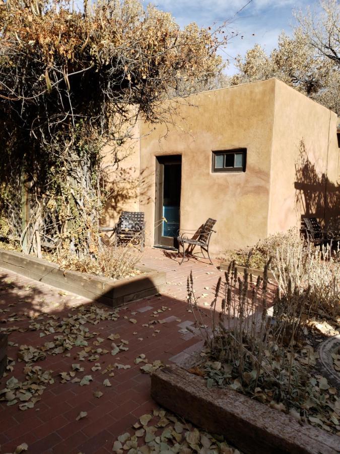 Abiquiu Inn Exterior photo